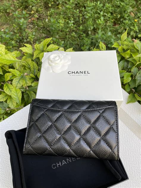 chanel card holder authenticity